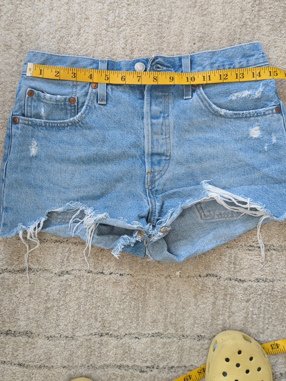 Levi's Premium distressed cutoff button fly jeans shorts - Picture 9 of 10